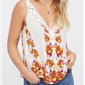Free People Intimately floral lace top. XS
